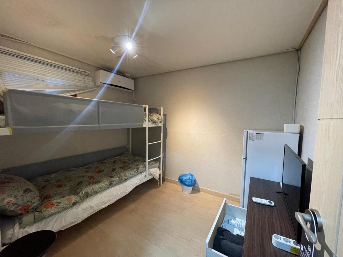 Хостел Rich House Dongdaemun Сеул Екстер'єр фото